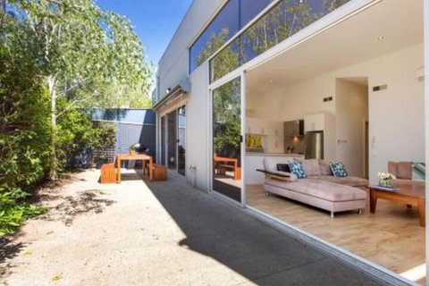 PALM COURT RETREAT MORNINGTON - Accommodation Mt Buller 7