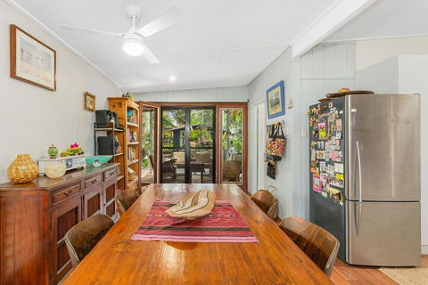 BEACH RETREAT - Accommodation Mt Buller 4