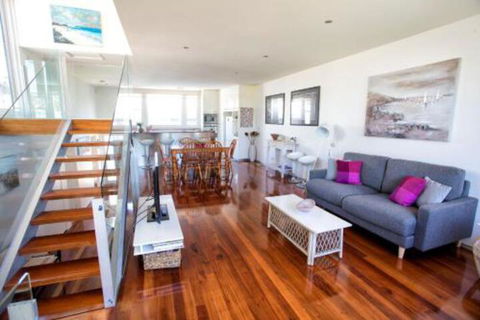 BELLA CASA - Accommodation Mt Buller 0