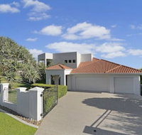 Castaways Beachside Family Retreat 44 Driftwood Drive