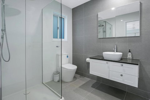 Walk To Hastings Street Noosa Sound - Accommodation Mt buller 1