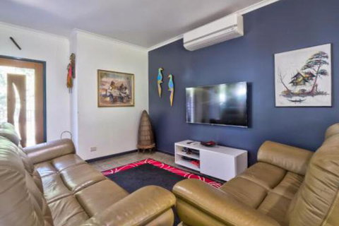 Sandy Feet Retreat Hervey Bay - Accommodation Mt Buller 2