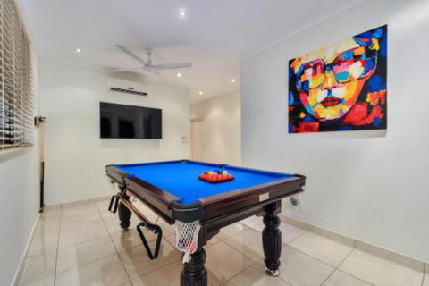 Luxury Darwin City Lights Jacuzzi Central Location Large House New Furnishings - Accommodation Mt Buller 4