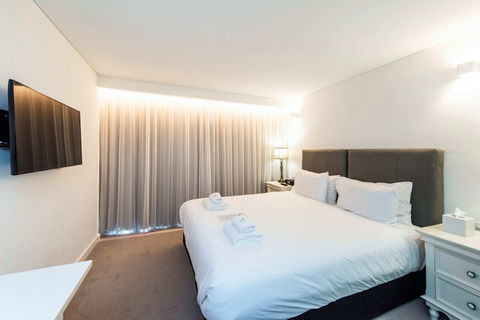 Elegant Studio With Fantastic Rooftop Views - Accommodation Mt Buller 6