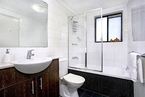 Walking Distance To Coogee Beach MOUNT - Accommodation Mt Buller 4
