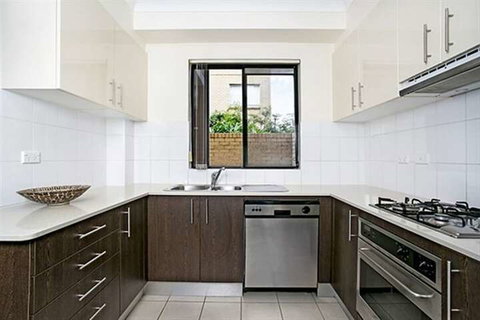 Walking Distance To Coogee Beach MOUNT - Accommodation Mt Buller 6