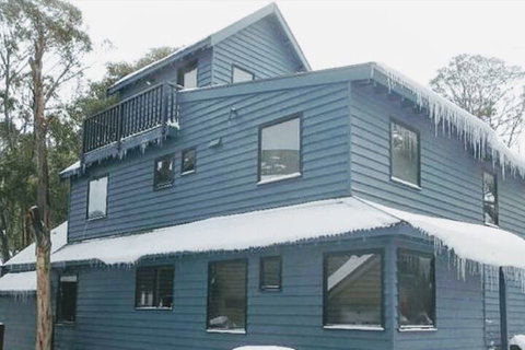 SNOWED INN Apartment - Accommodation Mt buller 1
