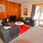 Cedar Holiday Units Apartment 4 - Accommodation Mt Buller 0