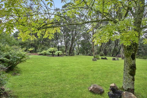 THE TEACHERS COTTAGE - Accommodation Mt Buller 6