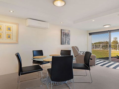 Garden Apartment At Forster Tower - Accommodation Mt Buller 1