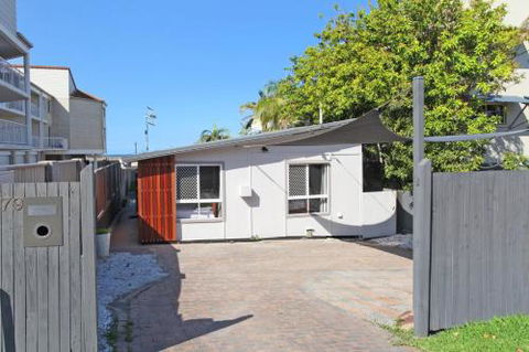 BEACH SHOPS & FABULOUS VACATION HOME! - Accommodation Mt Buller 2