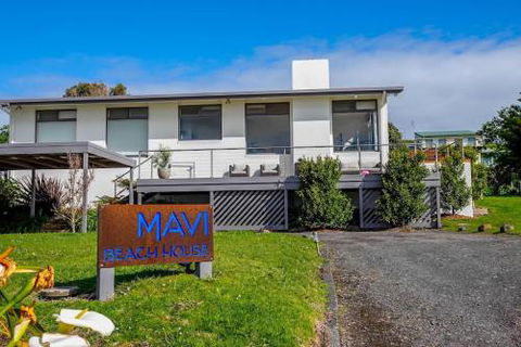 MAVI BEACH HOUSE Beachfront Wifi Views - Accommodation Mt Buller 0