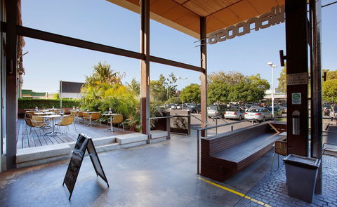 Villa Noosa Hotel - Accommodation Mt Buller 2