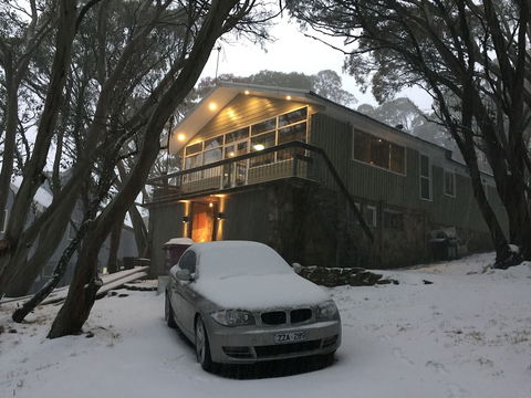 Amber Lodge Mt Buller - Hostel - Accommodation Mt Buller 1