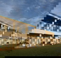 Lakeview Motel  Apartments - Accommodation Mt Buller