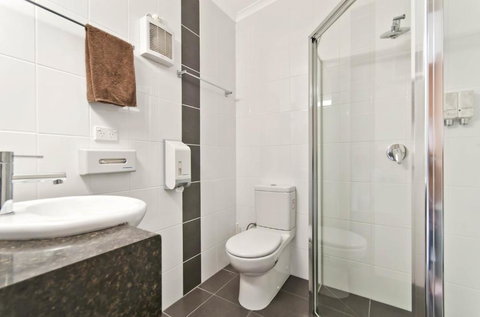 William Dutton Motel - Accommodation Mt Buller 6