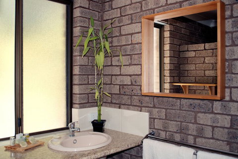 Caves Road Chalets - Accommodation Mt Buller 5