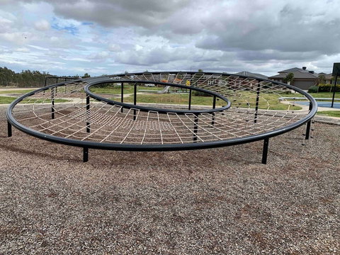 5br Luxury House 20 Min To Cbd Spacious Living - Accommodation Mt Buller 4