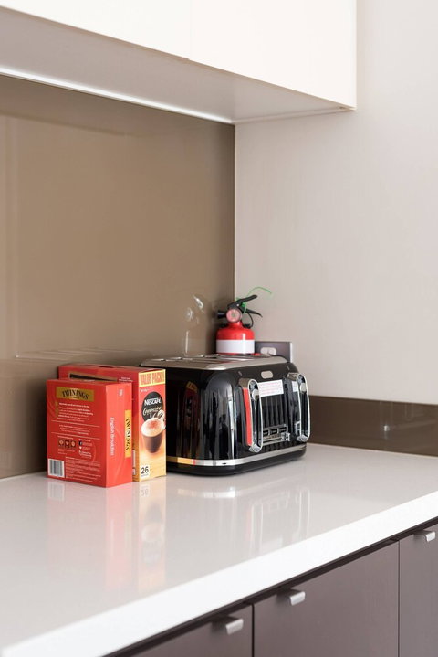 5br Luxury House 20 Min To Cbd Spacious Living - Accommodation Mt Buller 6