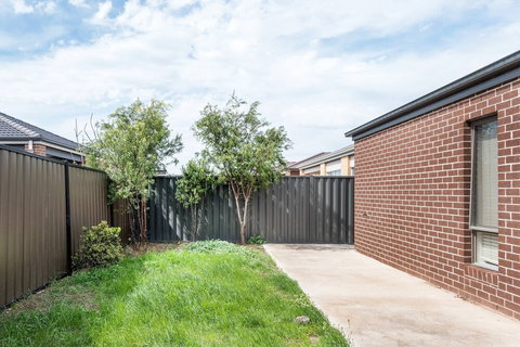 5br Luxury House 20 Min To Cbd Spacious Living - Accommodation Mt Buller 2