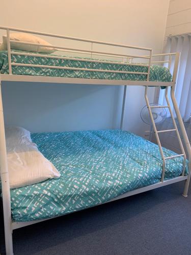 11 Anchovy Street Tin Can Bay Summer Haven Coastal Retreat - Accommodation Mt Buller 5