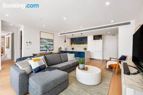 Luxe 101 At Martha Cove Waterfront Luxury On The Marina Walk To Beach - Accommodation Mt Buller 0