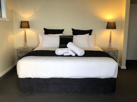 SEA EAGLE COTTAGE Amazing Views Of Bay Of Fires - Accommodation Mt Buller 4