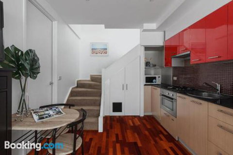 Heart Of Sandringham Apartment By Ready Set Host - Accommodation Mt Buller 3