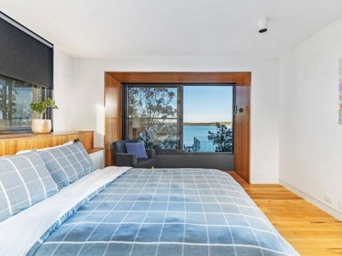 ESTUARY HOUSE Basin View 4pm Check Out Sundays - Accommodation Mt Buller 1