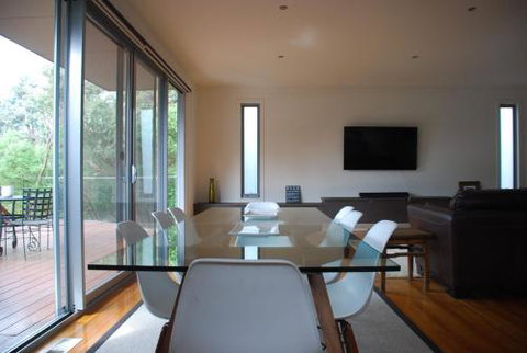 SURF Side SECRET INVERLOCH - Accommodation Mt buller 5