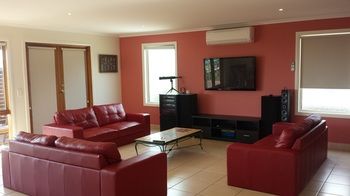 Holiday Makers - Accommodation Mt Buller 1
