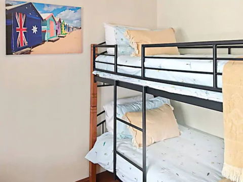 Sun, Beach, Shops, Wifi, Netflix - Accommodation Mt Buller 5