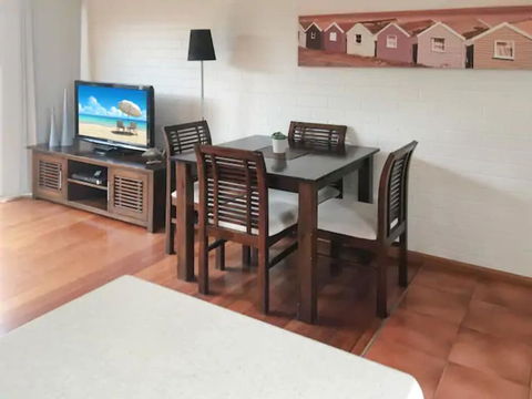 Home Near Shops & Beach - Accommodation Mt Buller 3