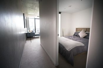 Spacious Apartment Close To Melbourne CBD - Accommodation Mt Buller 2