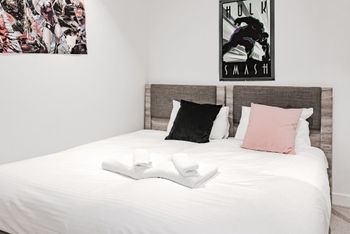 Zenith Melbourne Central - Accommodation Mt Buller 2