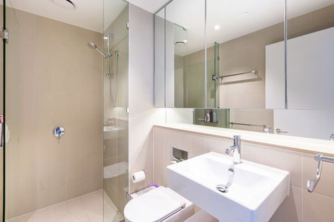 Sabrina, 2BDR Docklands Apartment - Accommodation Mt Buller 5