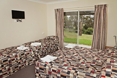 BATHURST GOLDFIELDS MOTEL On MOUNT PANORAMA - Accommodation Mt Buller 5