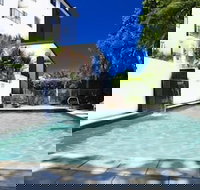 Coral Sands by Kacys