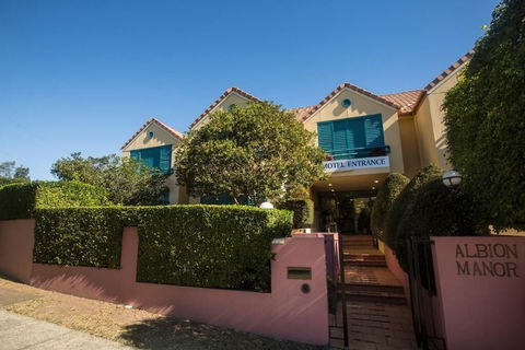 AAA Albion Manor Apartments And Motel - Accommodation Mt Buller 0