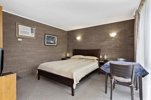 A1 Motels Port Fairy Motel And Apartments - Accommodation Mt Buller 4