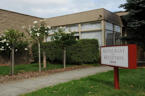 The Peninsula Motor Inn - Accommodation Mt Buller 1