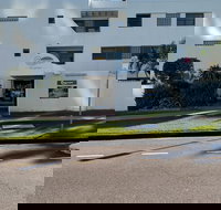 Camargue Beachfront Apartments - Accommodation Mt Buller