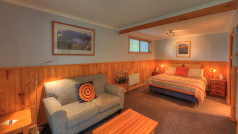 Derwent Bridge Chalets & Studios - Accommodation Mt Buller 5