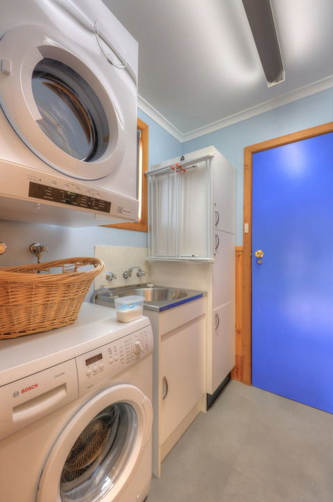 Derwent Bridge Chalets & Studios - Accommodation Mt Buller 2