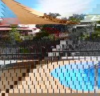 Golden Guitar Motor Inn - Accommodation Mt Buller