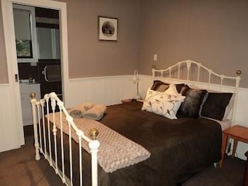 Forest Lodge Chalets - Accommodation Mt Buller 0