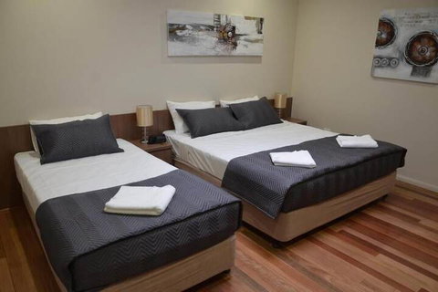 The Australian Hotel Motel Dalby - Accommodation Mt Buller 5