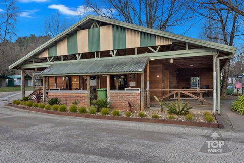 Bright Caravan Park - Accommodation Mt Buller 1