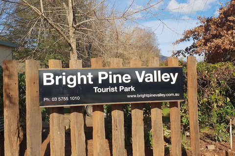 Bright Caravan Park - Accommodation Mt Buller 3