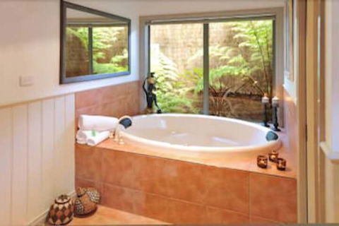 Eagle Hammer Cottages - Accommodation Mt Buller 4